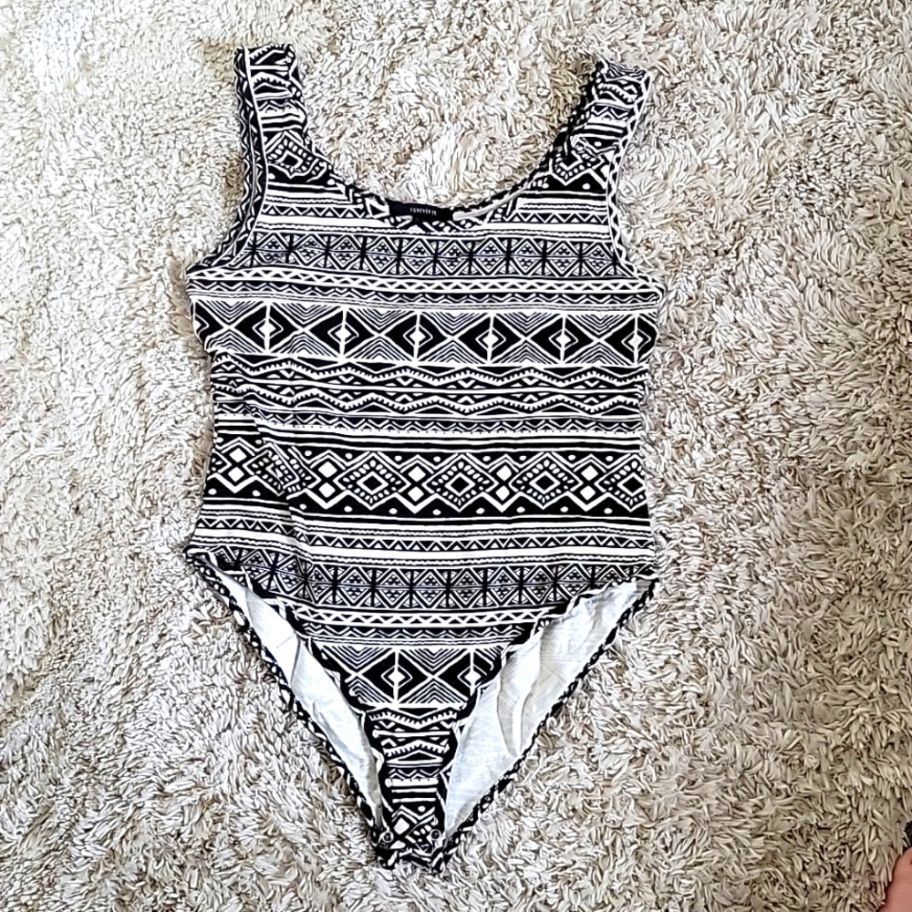 NWOT Bodysuit Tank w Aztec Print